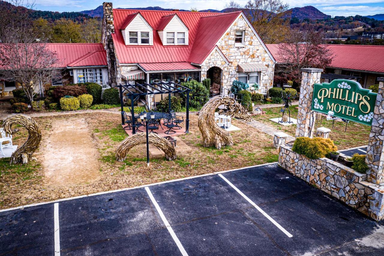 Phillips Historic Motel & Cottages Robbinsville Esterno foto