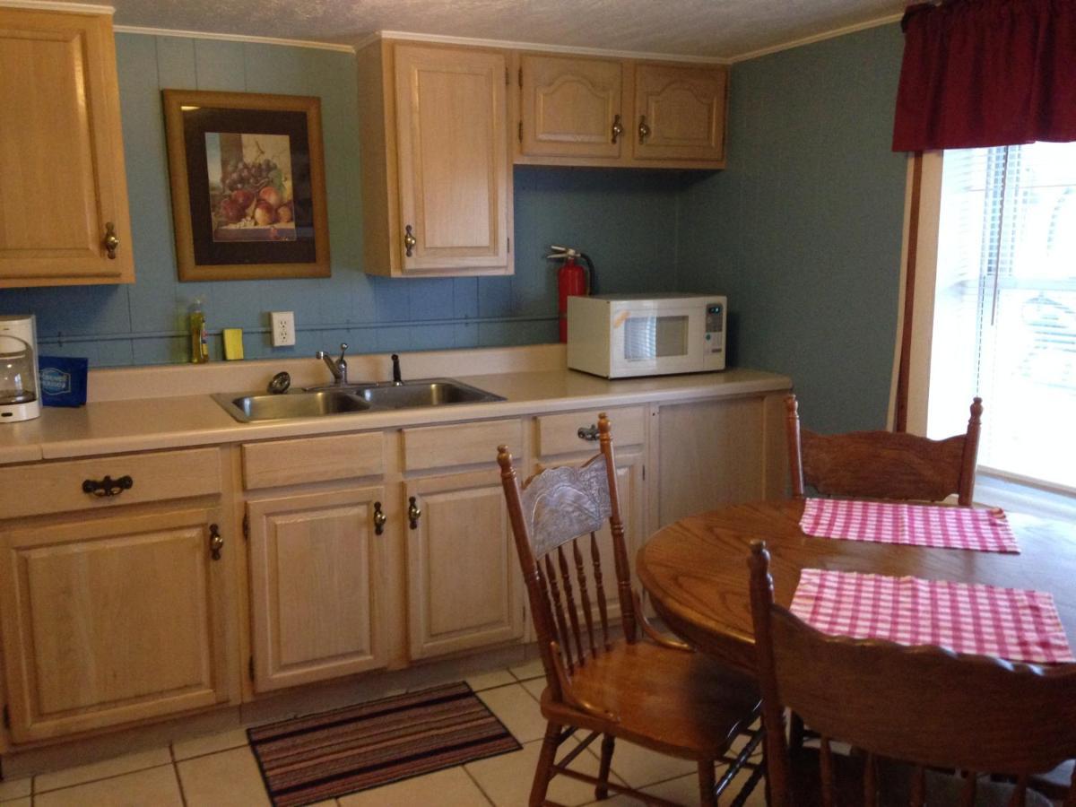 Phillips Historic Motel & Cottages Robbinsville Esterno foto