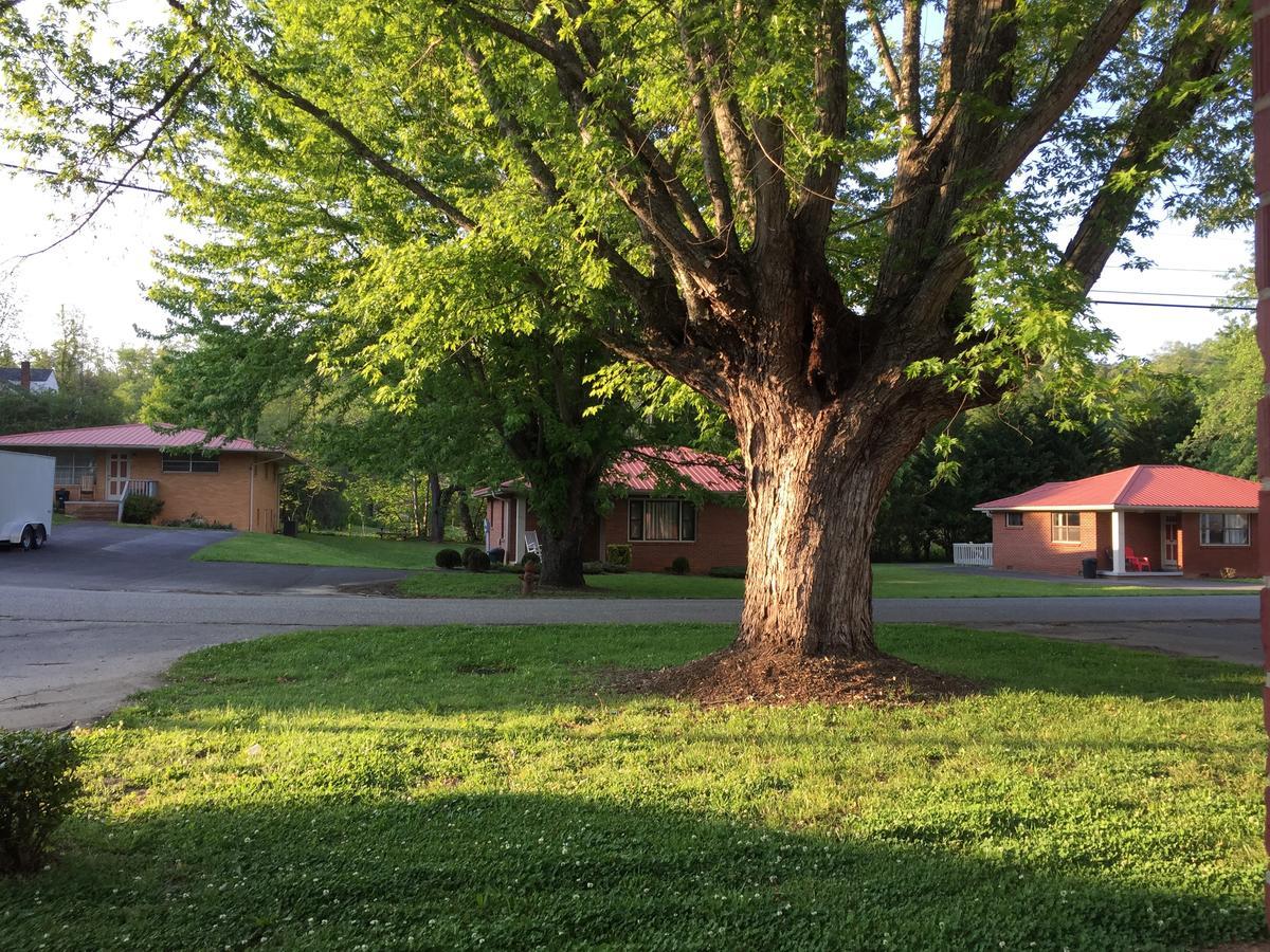 Phillips Historic Motel & Cottages Robbinsville Esterno foto